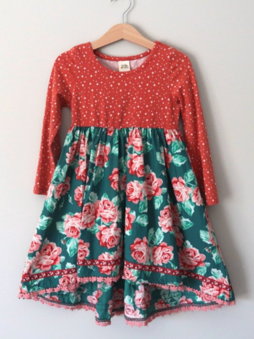 Wildflowers Clothing Girls Size 4 Twirl Dress Ruffle Sleeve Floral full skirt